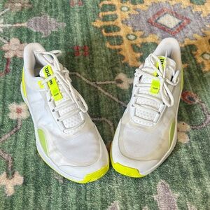WILSON INTRIGUE TOUR OZ WOMEN'S TENNIS COURT SHOES